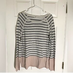 💜3/$25💜 Sonoma Lightweight Sweater- Grey Stripes- Peach Sleeves- Large